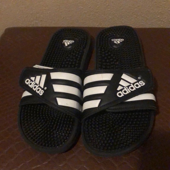 adidas Other - Men’s Adidas Slippers Size 7